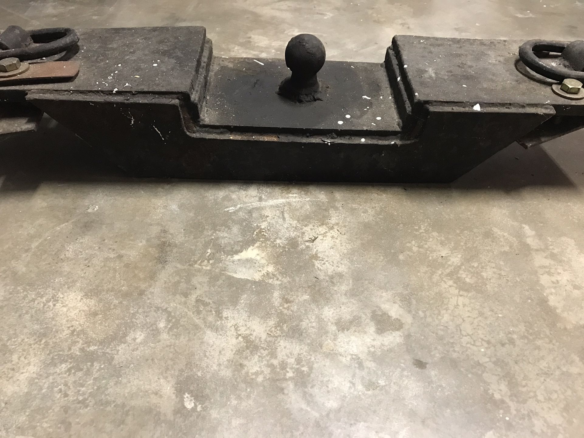 Trailer Hitch For Semi TruckOr pick Up Truck