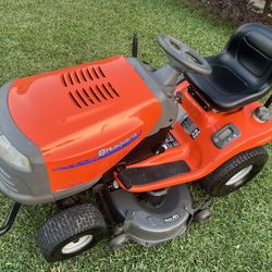 Riding Mower Runs Great Mint Condition Fully Serviced 