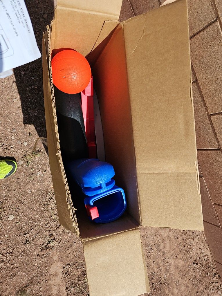 Brand New Basketball Goal For Toddlers
