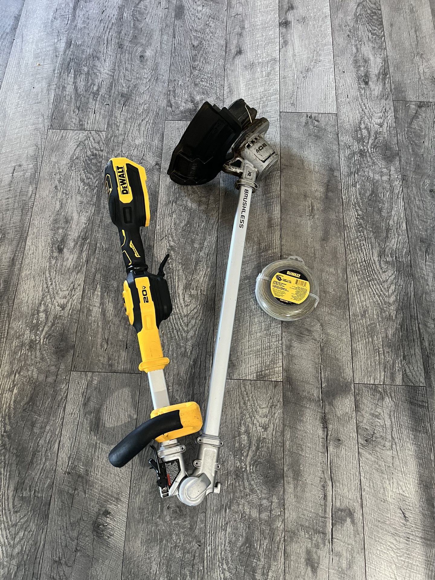 DEWALT FOLDABLE TRIMMER AND TRIMMER STRING