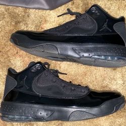 Jordan Max Aura 2’s ‘Triple Black’