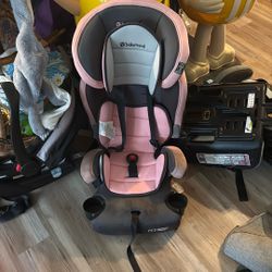 Baby Trend Hybrid 3-in-1 Combination Booster Seat.