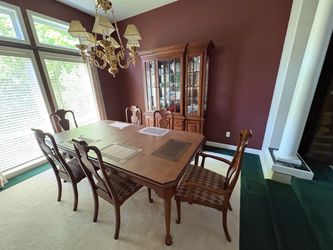 Solid Cherry Stanley Dining Set w Its Matching Glass Hutch