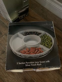 Porcelain lazy Susan with silver finish rack