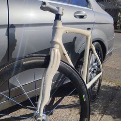 Ultralight carbon fiber bicycle