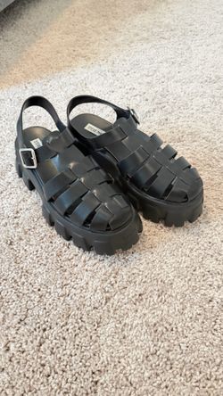 Steve Madden sandals