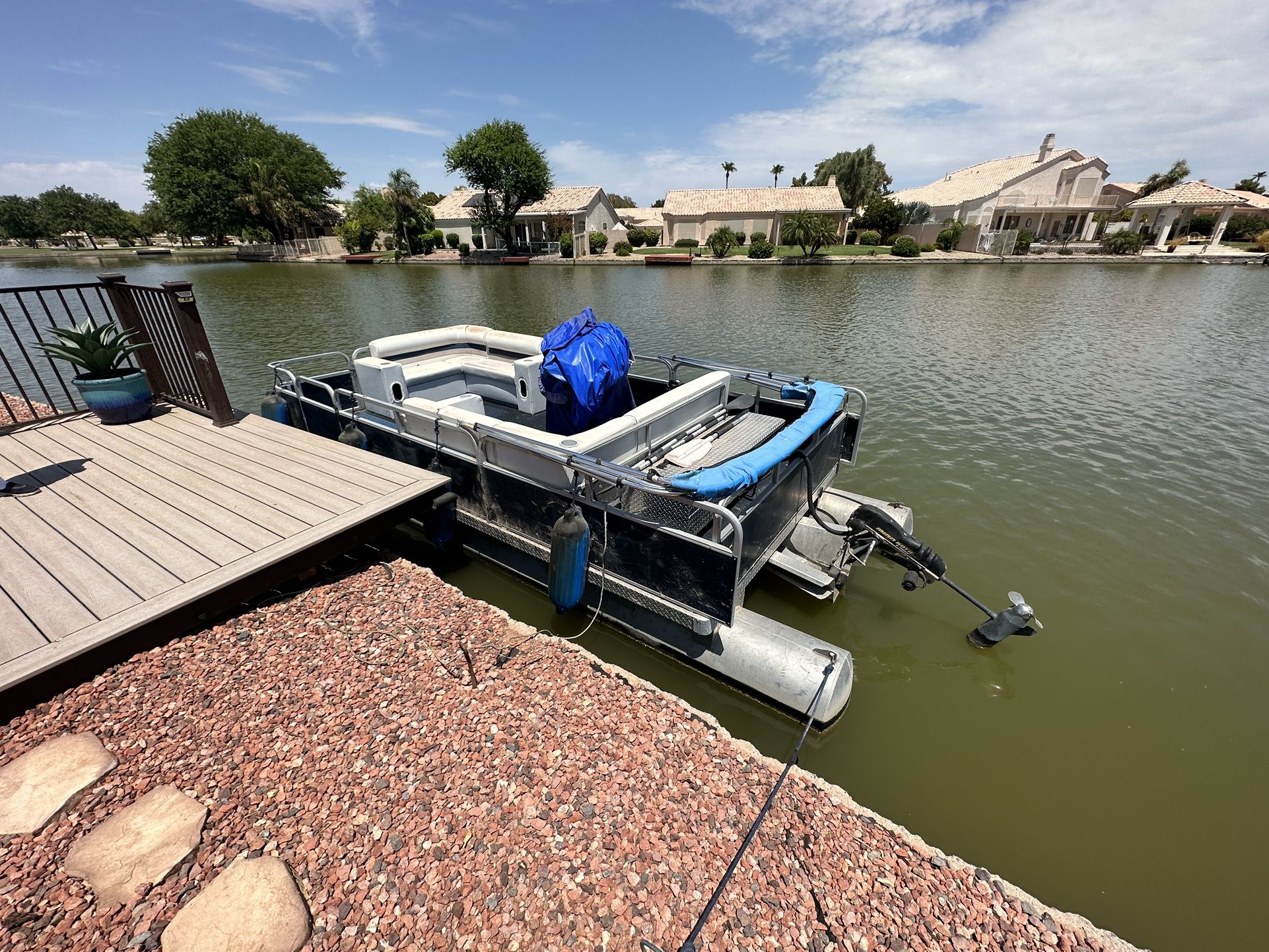 Pontoon Boat for Sale in Phoenix, AZ - OfferUp