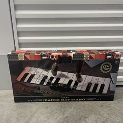 FAO Schwartz Floor Piano Keyboard 