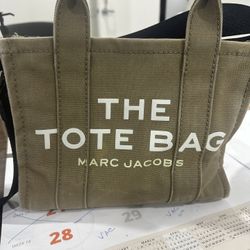 Marc Jacob’s Tote Bag Small 