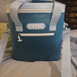 Cooler  Rtic Soft Pack 20 Can Insulated 