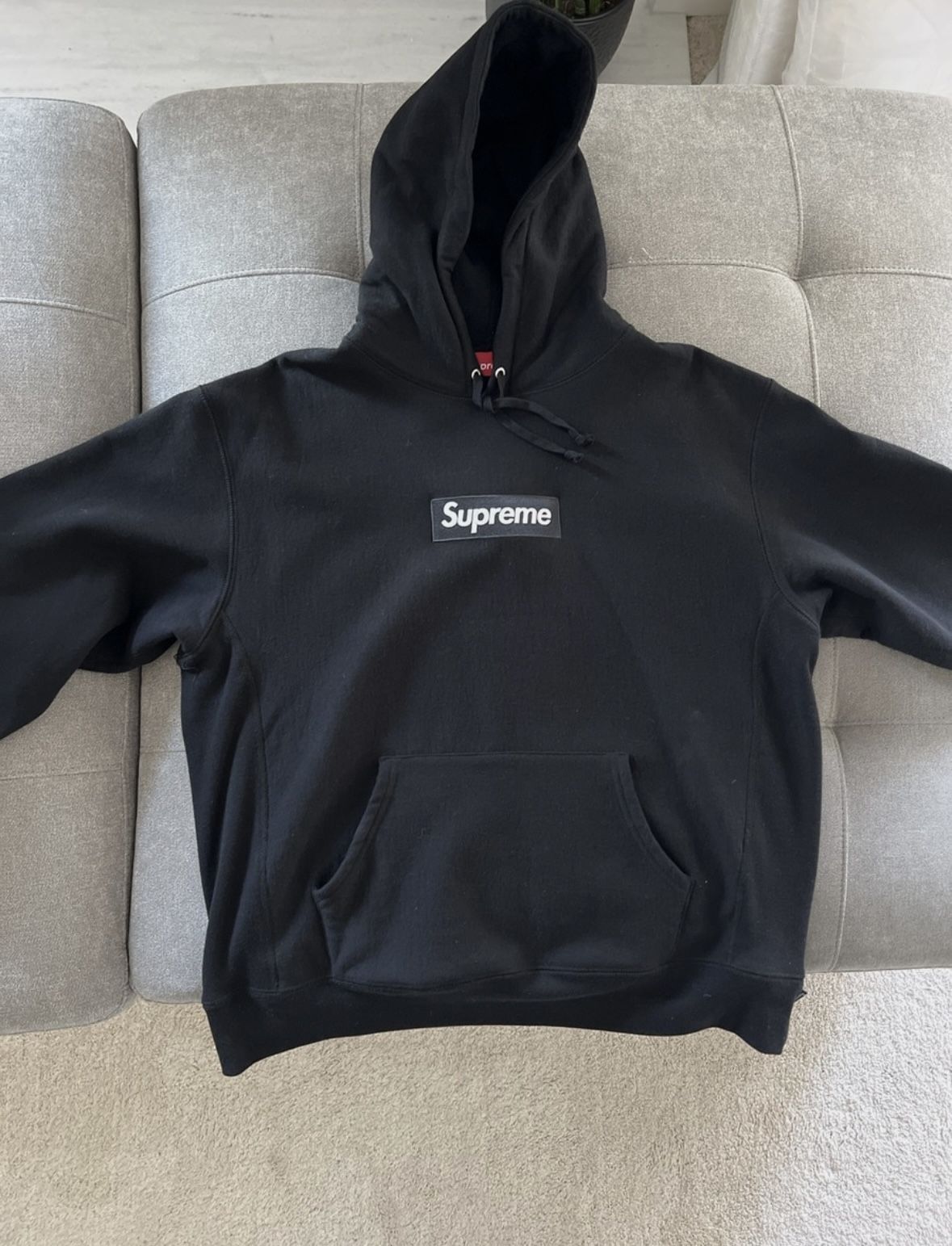 supreme hoodie