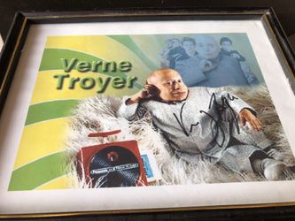 Verne Troyer “Mini Me” autographed framed photo