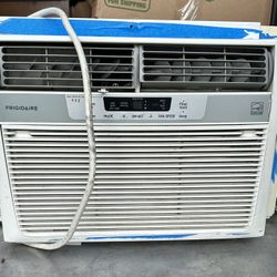 Frigidaire  12,000 BTU air conditioner