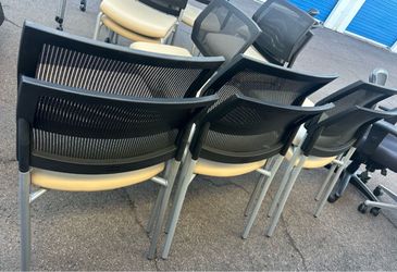 SitOnIt Seating Leather Side Guest Lobby Waiting Room Office Chairs Like New
