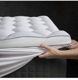 Queen Mattress Topper