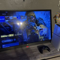 Westinghouse 40in TV