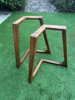 V-Shape Wood Table Leg