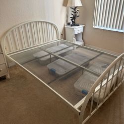 Queen bedroom stuff