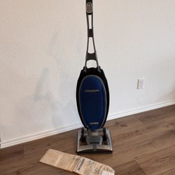 Oreck Vacuum Cleaner 