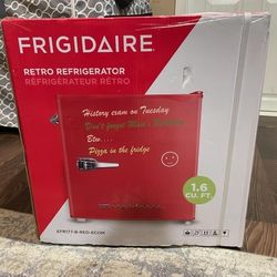 Frigidaire 1.6 Cu ft Retro Compact Refrigerator With Side Bottle Opener