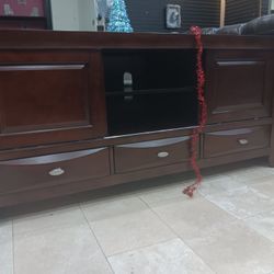*Weekend Special!!!*---Classic Emily Merlot Wood TV Stands---Only $199!!!---Delivery Available🫡
