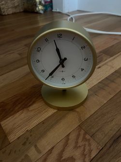 Small decor clock