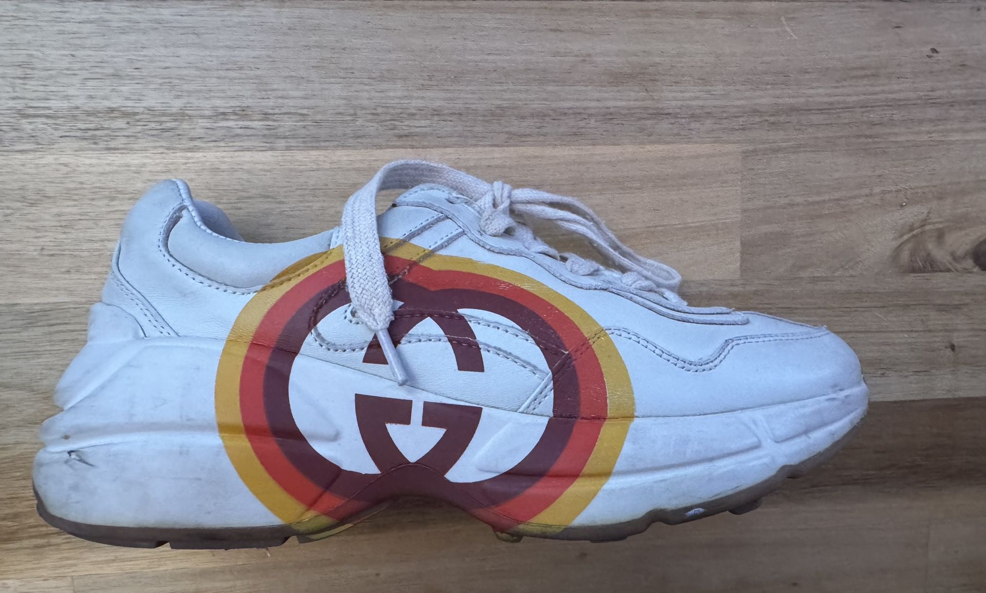 Gucci Interlocking G Heart sneakers