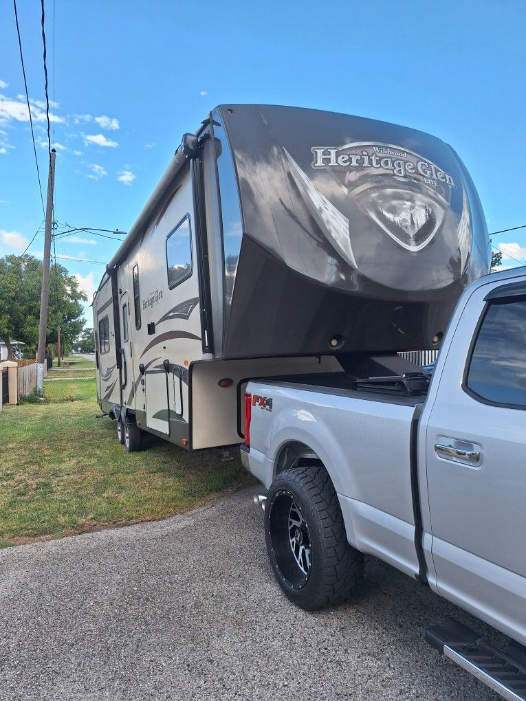 2014 Wildwood 34ft