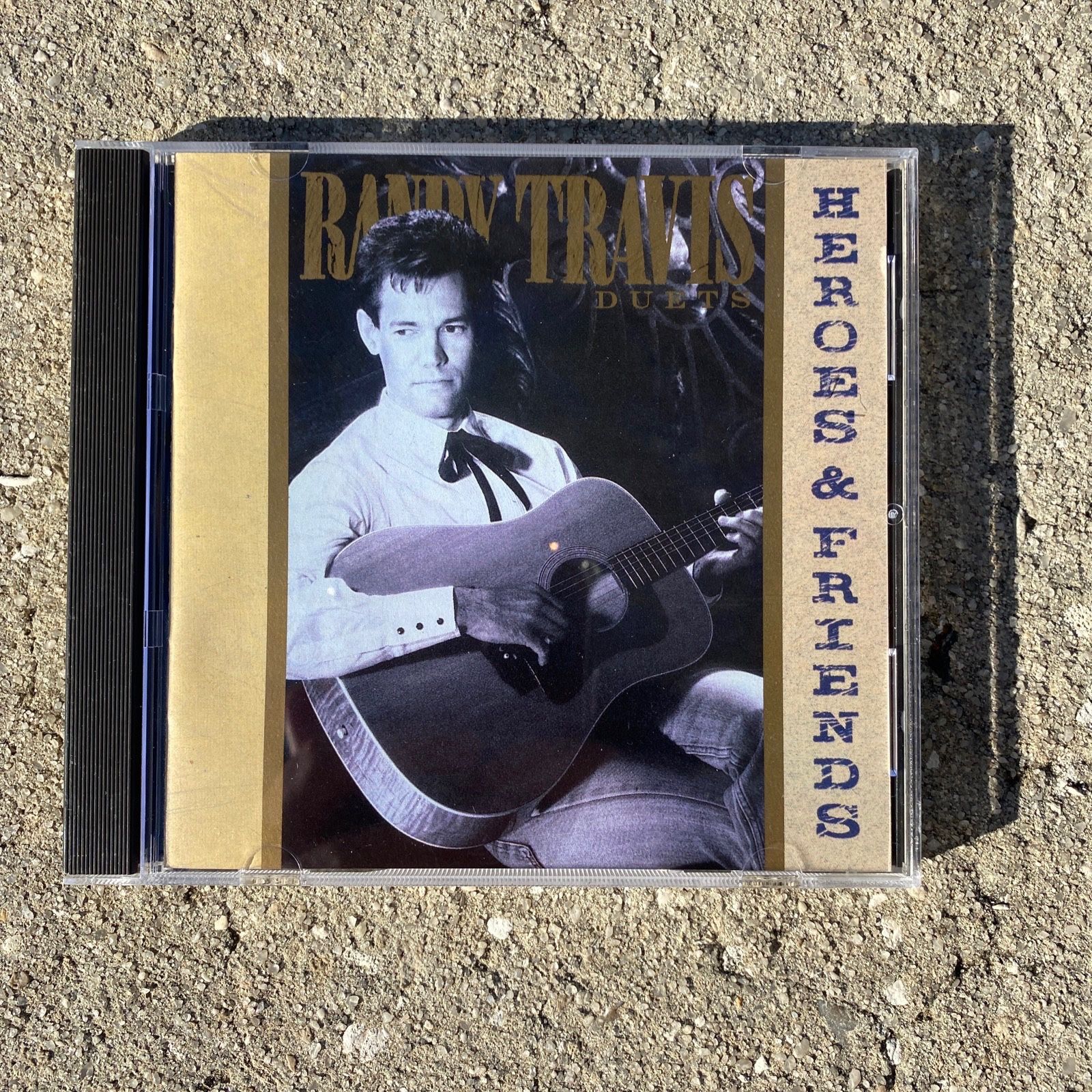 Randy Travis Duets "Heroes & Friends"