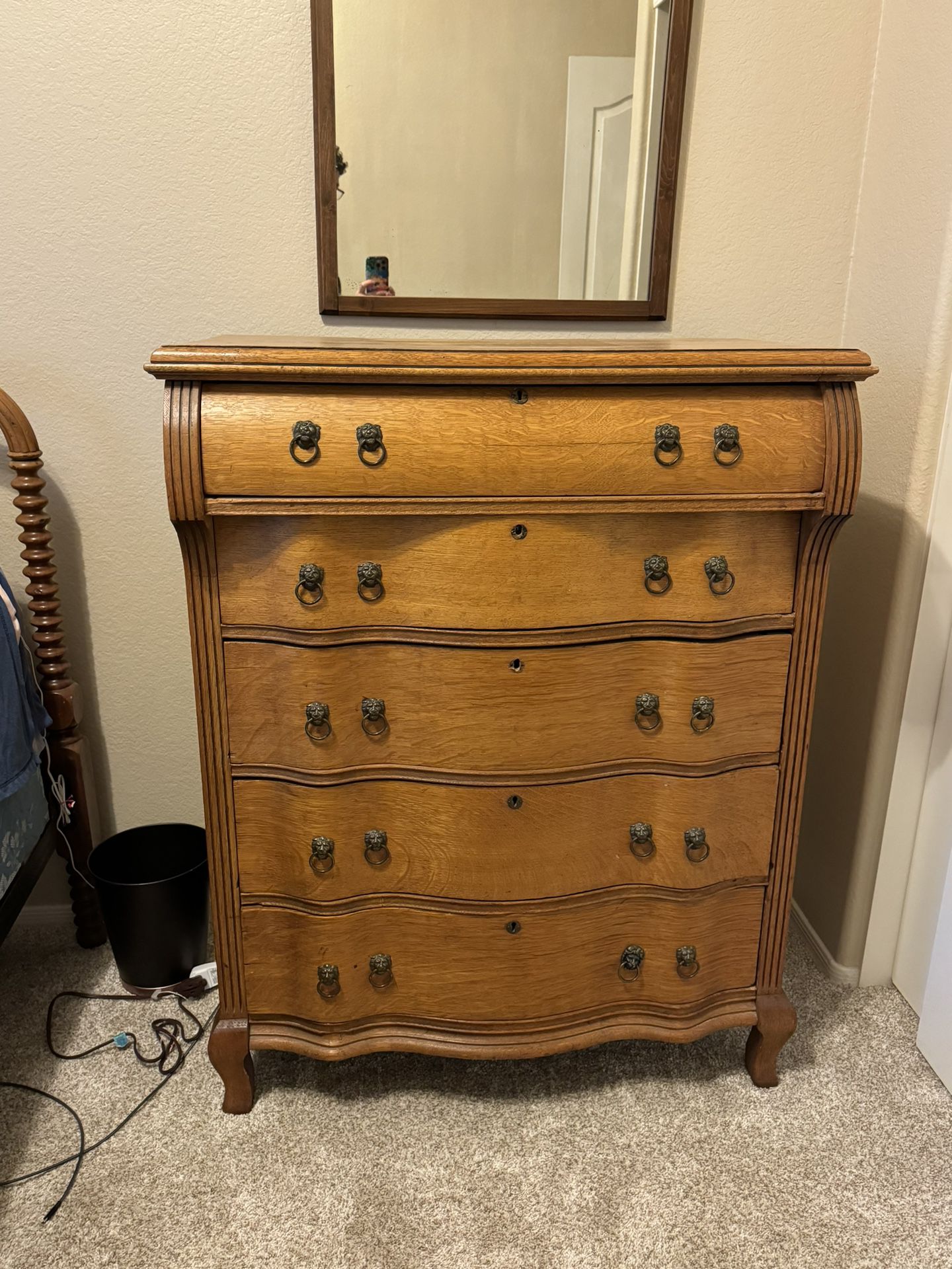 Beautiful Curved Front Antique Dresser!!!