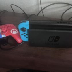 Nintendo Switch Console + Controller+ Games