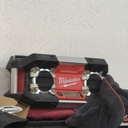 Job Site Radio (M18)
