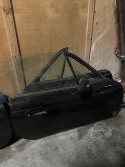 1999- 2005 Mazda Miata Door Part