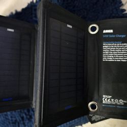 Solar Charger (2 USB Ports)