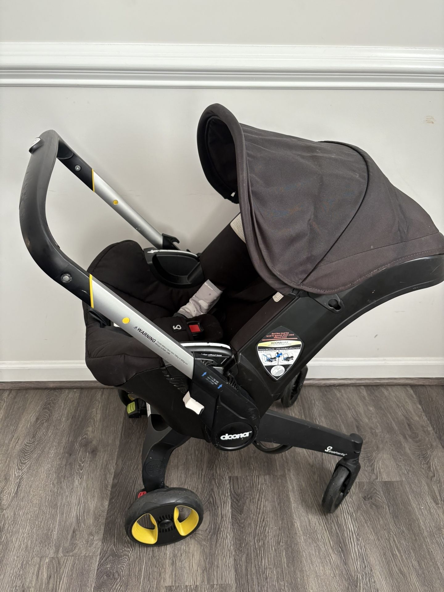 Doona Stroller & Base