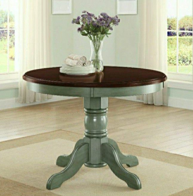 ☘AVAİLABLE🌴🌴🍂Better Homes and Gardens Cambridge Place Dining Table