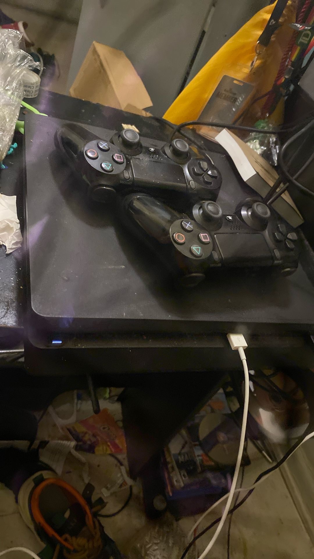 PS4 Black Slim