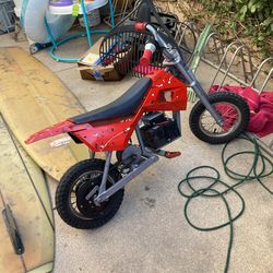 Electric Dirt Bike (Read Desc)