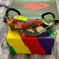 6 Shoe Keychains 