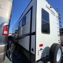 Forest River 33BH Sierra