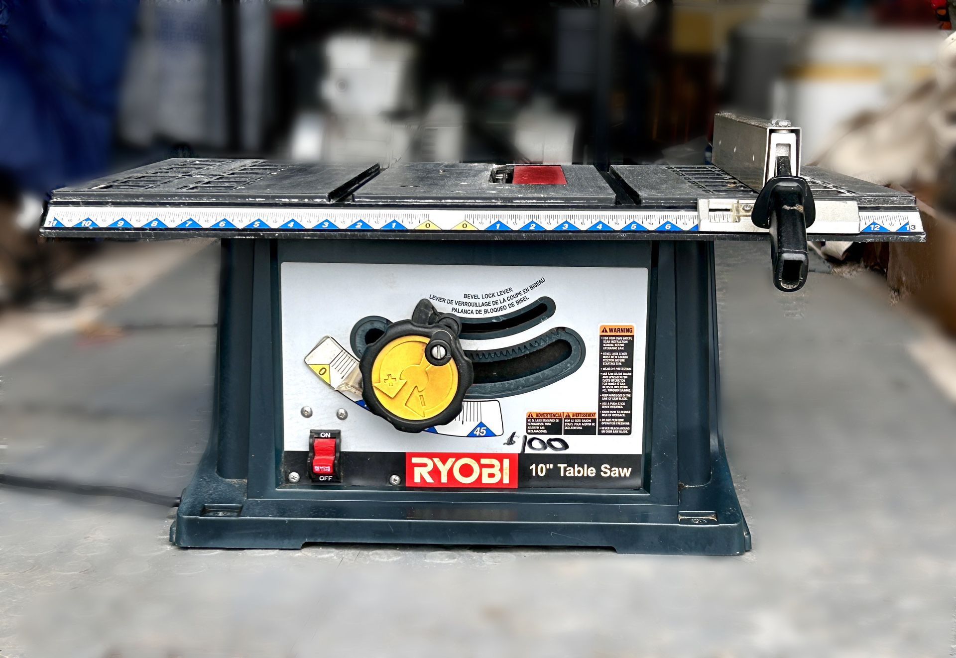 RYOBI 10"  TABLE SAW BTS10  13 AMPS 