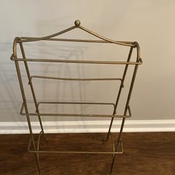 Vintage Metal Blanket/Towel/or Magazine Rack