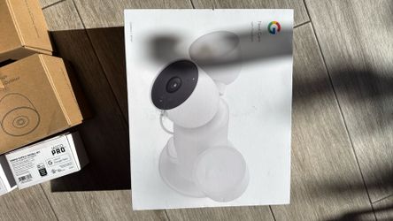 Google Nest Cam with Floodlight - Outdoor Camera - Floodlight Security Camera, White, 1 Count