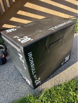IRONBULL JUMP BOX (light foam)  GREAT FOR AT HOME WEIGHTS GYM