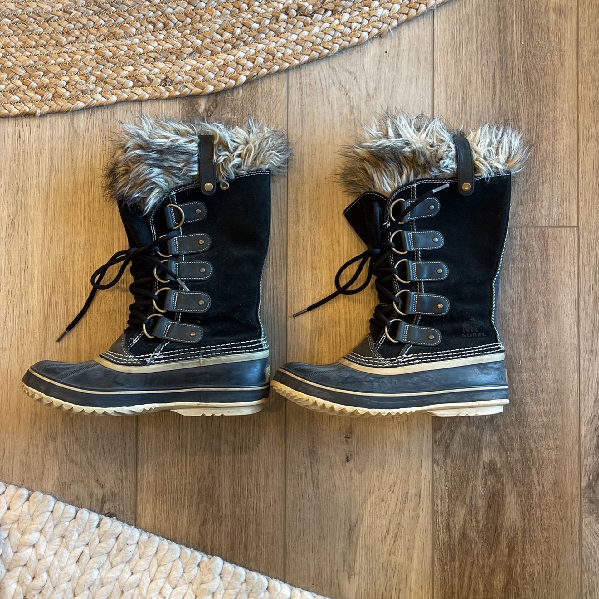 Sorel Joan Of Arctic Boots 