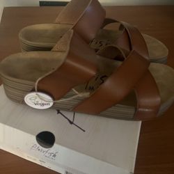 Women’s Sandals 