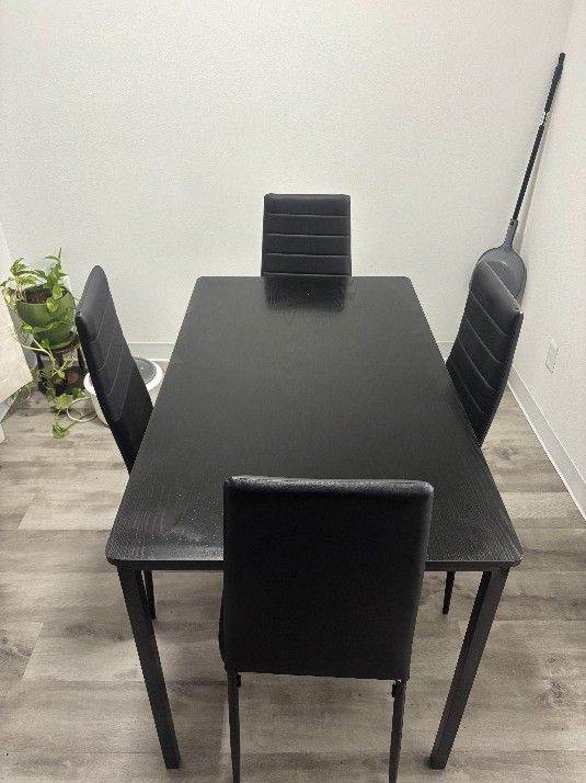 Black Kitchen/dining Table Set