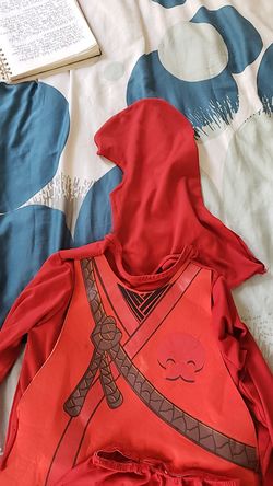 Red Ninjago costume age 6 to 8