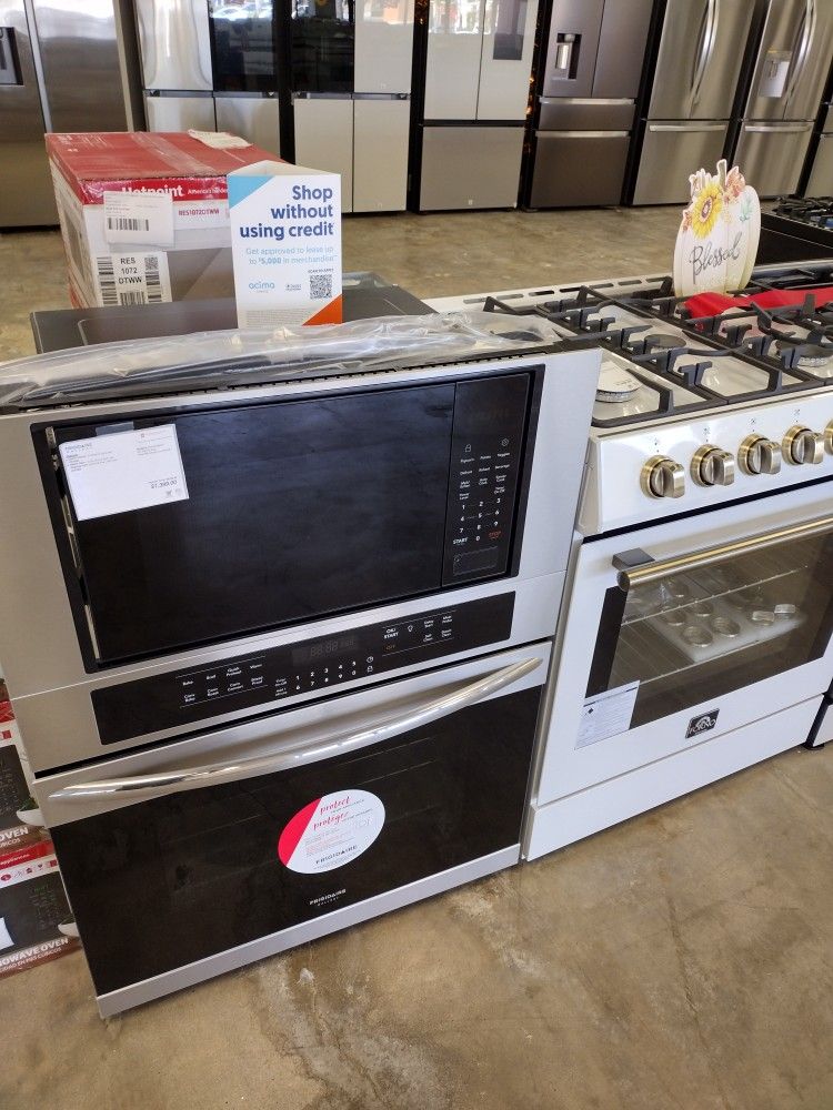 FRIGIDAIRE OVEN/MICROWAVE CONBINATION