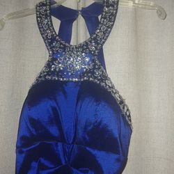 Mermaid style prom dress!